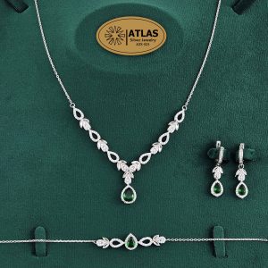 بهترین هدیه عید نوروز برای عروس 22 سرویس نقره زنجیری زنانه با نگین های برلیان 15.8 گرمی نقره اصل 925