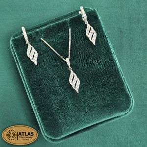 نیم ست نقره جواهری زنانه با نگین های برلیان 5.5 گرمی نقره اصل 925