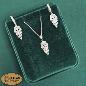 راهنمای خرید نقره برای هدیه 47 نیم ست نقره جواهری زنانه با نگین های برلیان 7 گرمی نقره اصل 925