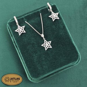 نیم ست نقره دخترانه ستاره با نگین های برلیان و باگت 6.3 گرمی نقره اصل 925
