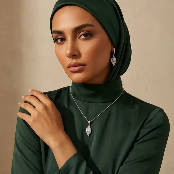 نیم-ست-نقره-جواهری-زنانه-با-نگین-های-برلیان-5.7-گرمی-نقره-اصل-925-nj32 نیم ست نقره زنانه مدل NJ39