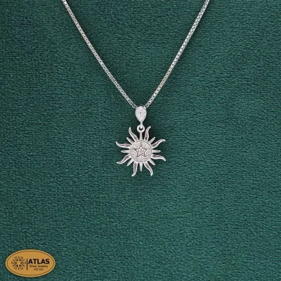 مدال نقره دخترانه با زنجیر و نگین های برلیان 4.1 گرمی نقره اصل 925