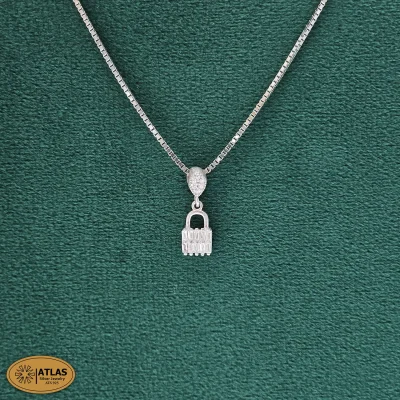 مدال نقره قفل دخترانه با زنجیر و نگین های برلیان 3.4 گرمی نقره اصل 925