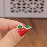 انگشتر نقره زنانه نگین دار با نگین های برلیان 2.6 گرمی نقره اصل 925 - Image 2