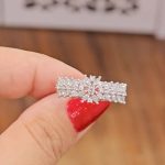 انگشتر نقره زنانه مجلسی نگین های برلیان و مارکیز 2.7 گرمی نقره اصل 925 - Image 2