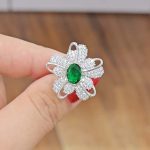 انگشتر نقره زنانه نگین دار با نگین های برلیان 5.3 گرمی نقره اصل 925 - Image 7