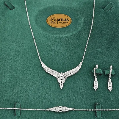 سرویس نقره زنجیری با نگین های برلیان و باگت 15.9 گرمی نقره اصل 925