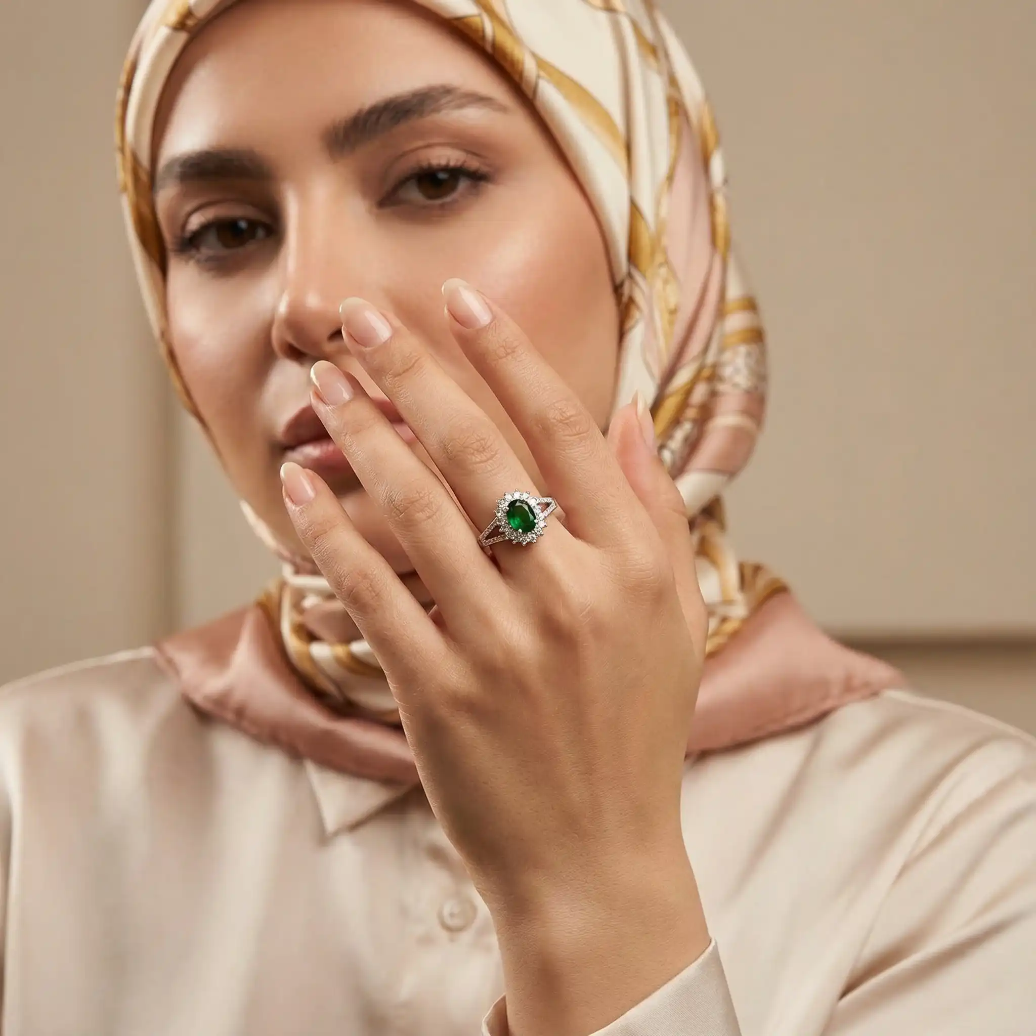 انگشتر نقره زنانه نگین دار با نگین های برلیان 3.5 گرمی نقره اصل 925ring ro10 پرفروش‌ترین محصولات نقره