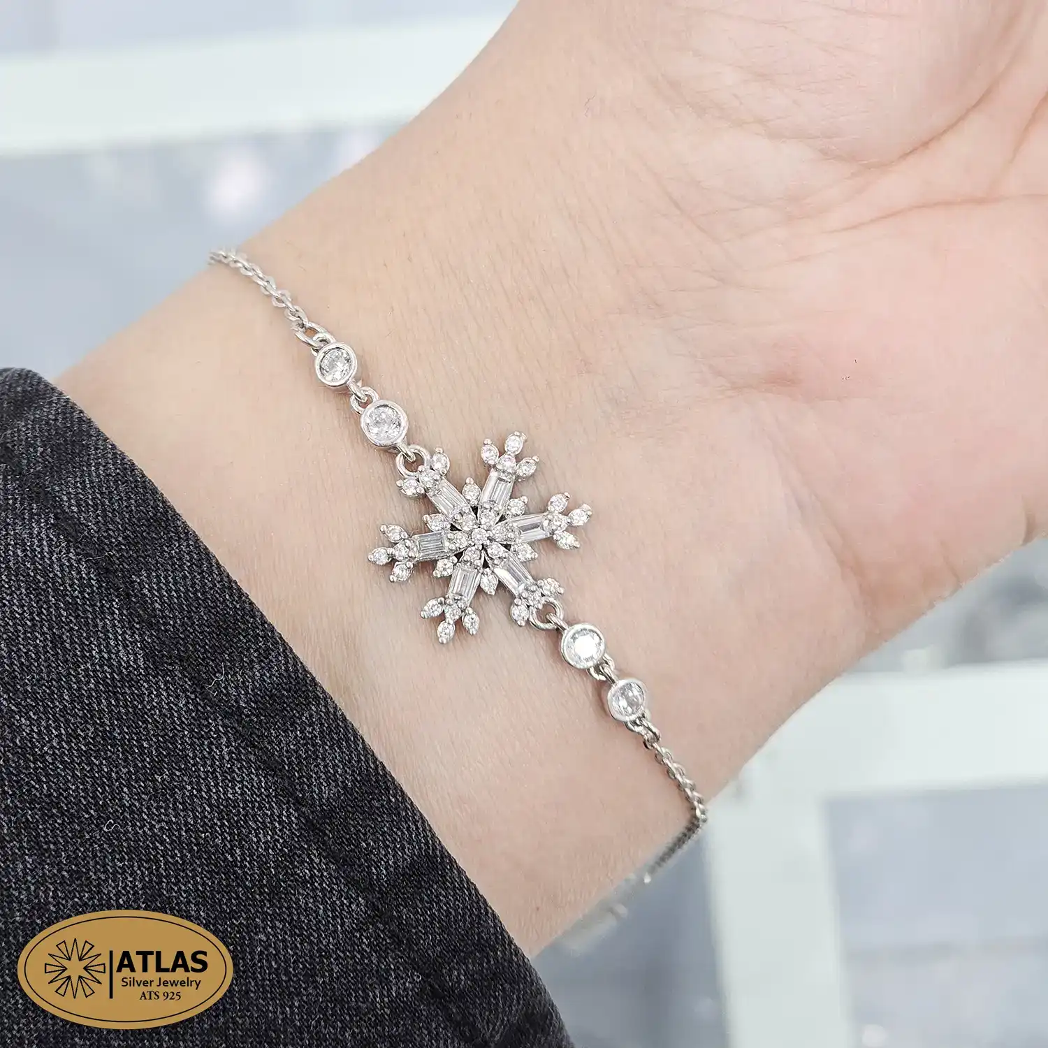 BZ15 دستبند نقره ظریف زنجیری با نگین های برلیان 3.3 گرمی نقره اصل 925 - Image 1